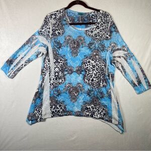 Cactus Asymmetrical Hem Blue, White and Black Design 3/4 Sleeve Top Size Large